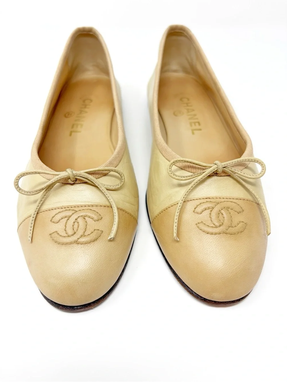 CHANEL Classic Cream Lamb Leather Ballerina Flats size 38